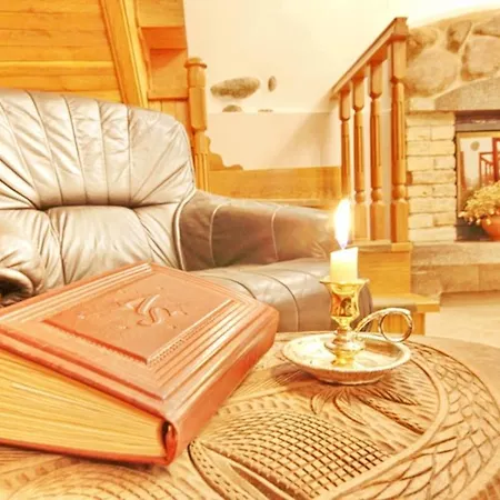 فندق Grybas House 3*