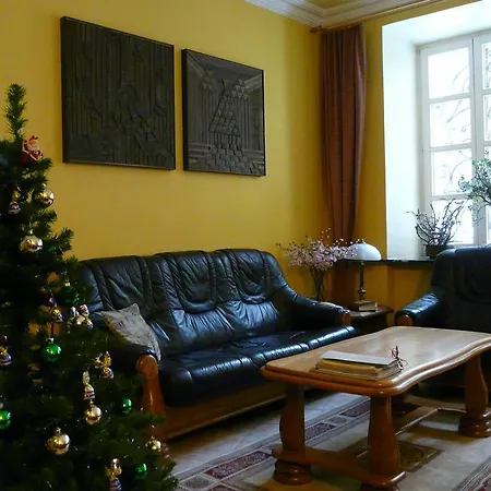 Grybas House فندق