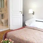 Grybas House Hotel