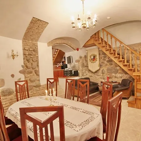 Hotell Grybas House