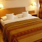 Hotel Grybas House 3*